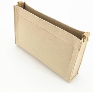 Louis Vuitton Toiletry Pouch 26 insert